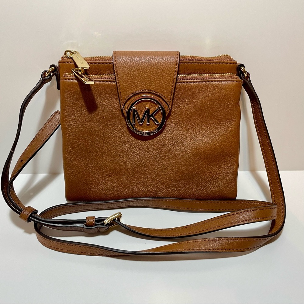 Michael Kors Tan Leather Crossbody Purse Like New